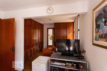 Casa à venda com 561m², 5 quartos e 5 vagasSuite