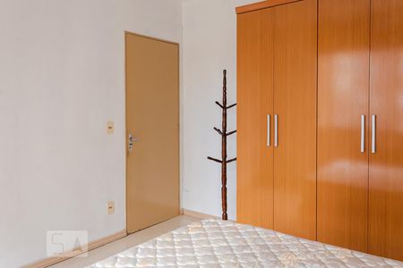 Quarto 1  de apartamento à venda com 2 quartos, 56m² em Centro, Canoas