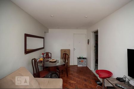 Apartamento à venda com 55m², 2 quartos e sem vaga Apartamento à venda com 55m², 2 quartos e sem vagaSala