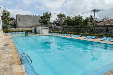 Apartamento à venda com 55m², 2 quartos e sem vaga Apartamento à venda com 55m², 2 quartos e sem vagaÁrea comum - Piscina