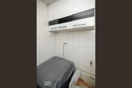 Apartamento à venda com 55m², 2 quartos e sem vaga Apartamento à venda com 55m², 2 quartos e sem vagaQuarto de Serviço