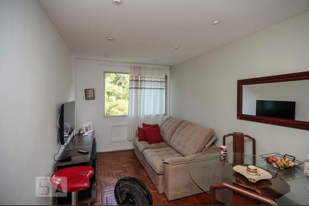 Apartamento à venda com 55m², 2 quartos e sem vaga Apartamento à venda com 55m², 2 quartos e sem vagaSala