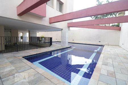 Apartamento à venda com 80m², 3 quartos e 1 vagaÁrea comum - Piscina