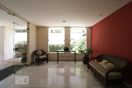 Apartamento à venda com 80m², 3 quartos e 1 vagaHall social
