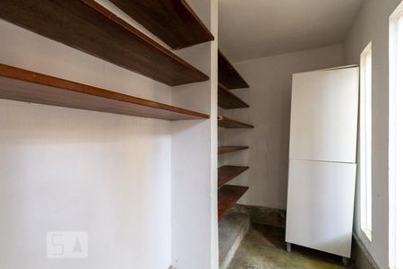 Casa de condomínio à venda com 130m², 2 quartos e 1 vaga Casa de condomínio à venda com 130m², 2 quartos e 1 vagaQuarto de Serviço