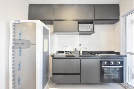Cozinha de apartamento à venda com 1 quarto, 50m² em Vila Gertrudes, São Paulo