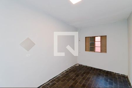 Quarto de casa para alugar com 1 quarto, 55m² em Jardim Palmira, Guarulhos