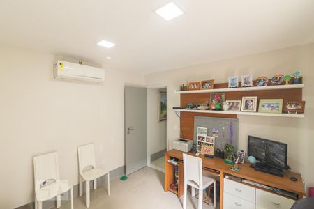 Escritório de casa de condomínio à venda com 3 quartos, 300m² em Recreio dos Bandeirantes, Rio de Janeiro