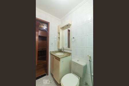 Casa à venda com 300m², 6 quartos e 3 vagasBanheiro da Suíte 1