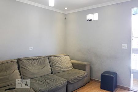 Sala de casa à venda com 4 quartos, 225m² em Cidade Antônio Estevão de Carvalho, São Paulo