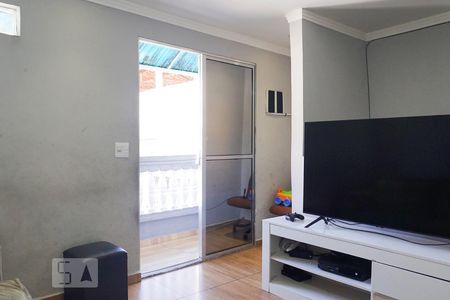 Sala de casa à venda com 4 quartos, 225m² em Cidade Antônio Estevão de Carvalho, São Paulo