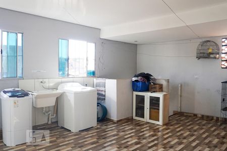 Casa à venda com 225m², 4 quartos e 1 vagaÁrea de Serviço