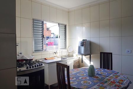 Casa à venda com 225m², 4 quartos e 1 vagaCozinha