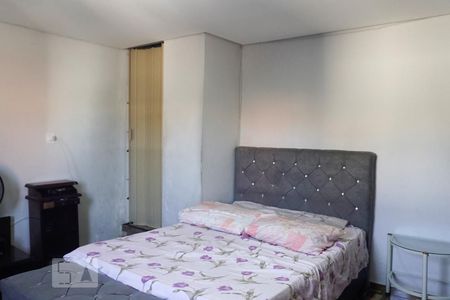 Suíte de casa à venda com 4 quartos, 225m² em Cidade Antônio Estevão de Carvalho, São Paulo