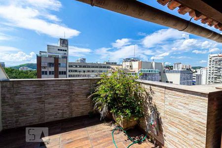 Apartamento à venda com 90m², 4 quartos e 2 vagasVaranda Quarto