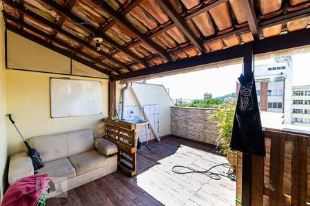 Apartamento à venda com 90m², 4 quartos e 2 vagasVaranda Quarto