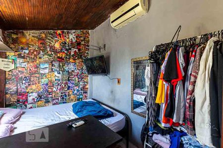 Apartamento à venda com 90m², 4 quartos e 2 vagasQuarto
