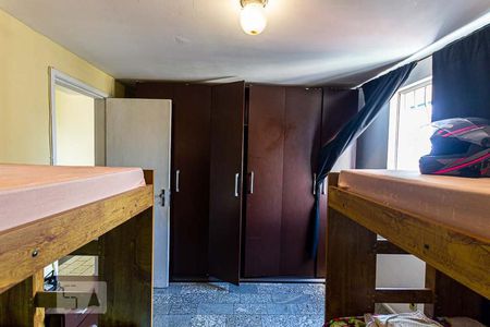 Apartamento à venda com 90m², 4 quartos e 2 vagasQuarto