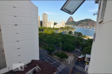 Vista de kitnet/studio para alugar com 1 quarto, 35m² em Botafogo, Rio de Janeiro