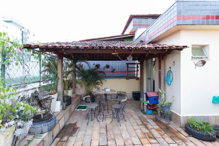 Apartamento para alugar com 144m², 2 quartos e 1 vagaCobertura