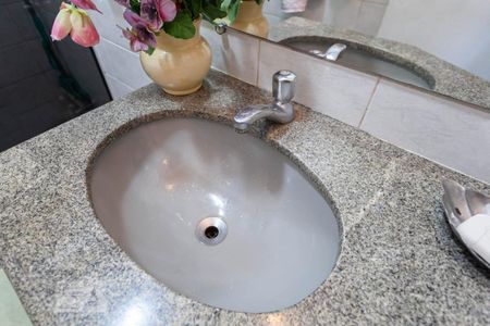 Apartamento para alugar com 144m², 2 quartos e 1 vagaBanheiro Social - Pia