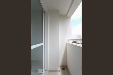 Varanda da sala de apartamento à venda com 2 quartos, 49m² em Vila Suzana, São Paulo
