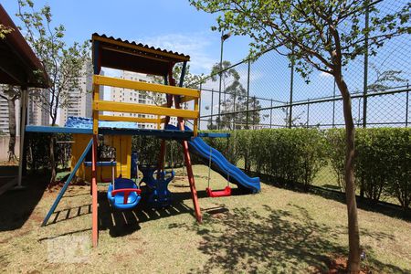 Apartamento à venda com 49m², 2 quartos e 1 vaga Apartamento à venda com 49m², 2 quartos e 1 vagaPlayground