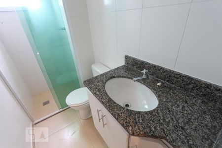 Apartamento à venda com 49m², 2 quartos e 1 vaga Apartamento à venda com 49m², 2 quartos e 1 vagaBanheiro