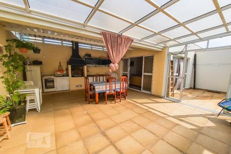 Apartamento à venda com 160m², 2 quartos e 3 vagasvaranda cobertura