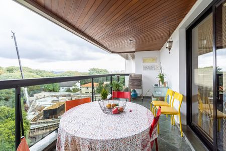 Varanda de apartamento à venda com 4 quartos, 189m² em Vila Madalena, São Paulo