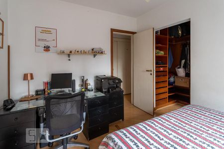 Apartamento à venda com 189m², 4 quartos e 3 vagas Apartamento à venda com 189m², 4 quartos e 3 vagasSuíte 2