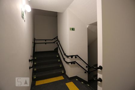 Studio à venda com 38m², 1 quarto e sem vagaEscadas