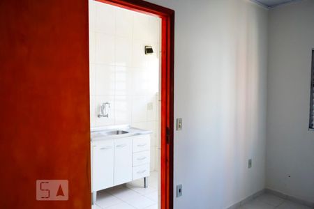 Sala/Quarto de casa para alugar com 1 quarto, 25m² em Cangaíba, São Paulo