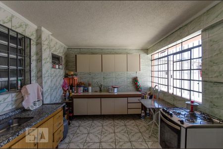 Casa para alugar com 360m², 4 quartos e 2 vagasÁrea de Serviço/Cozinha 2