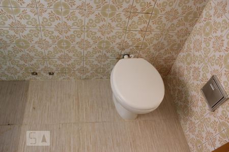 Casa à venda com 180m², 5 quartos e 2 vagasBanheiro