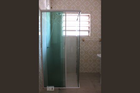 Casa à venda com 180m², 5 quartos e 2 vagasBanheiro