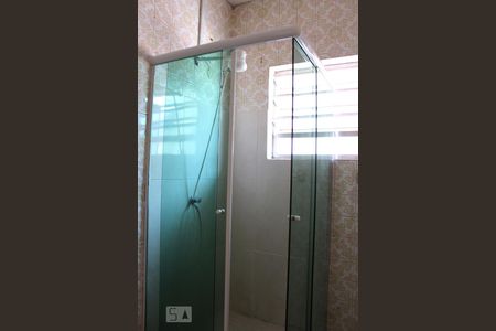 Casa à venda com 180m², 5 quartos e 2 vagasBanheiro