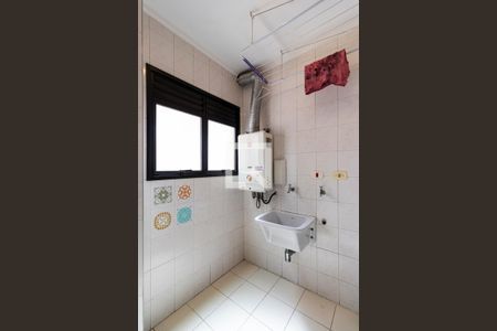 Apartamento à venda com 77m², 3 quartos e 1 vagaÁrea de serviço