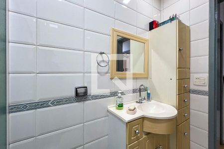 Casa de condomínio à venda com 106m², 3 quartos e 2 vagas Casa de condomínio à venda com 106m², 3 quartos e 2 vagasBanheiro