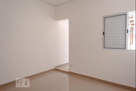 Quarto 1 de casa para alugar com 2 quartos, 160m² em Vila Gomes Cardim, São Paulo