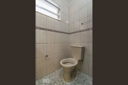 Banheiro de apartamento para alugar com 1 quarto, 53m² em Irajá, Rio de Janeiro