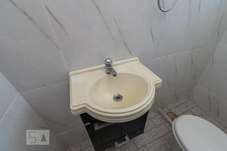Apartamento à venda com 80m², 2 quartos e 2 vagasBanheiro de Serviço