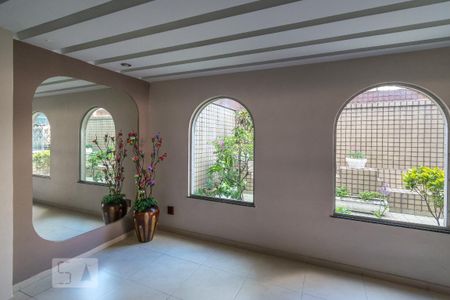 Apartamento à venda com 80m², 2 quartos e 2 vagasHall social do prédio