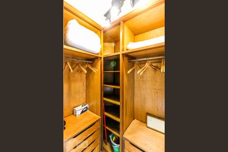 Apartamento para alugar com 49m², 1 quarto e 1 vaga Apartamento para alugar com 49m², 1 quarto e 1 vagaCloset Quarto