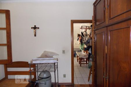 Casa à venda com 191m², 4 quartos e 3 vagasQuarto de Serviço