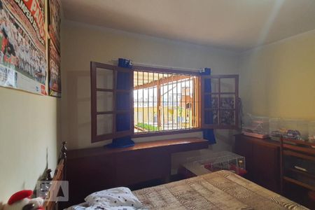 Casa à venda com 191m², 4 quartos e 3 vagasQuarto 2