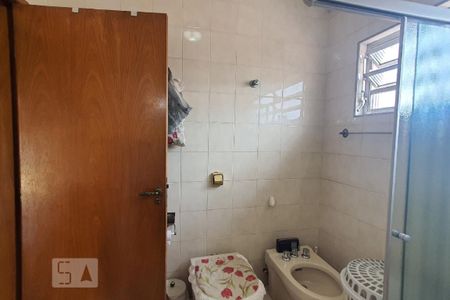 Casa à venda com 191m², 4 quartos e 3 vagasBanheiro da Suíte 1