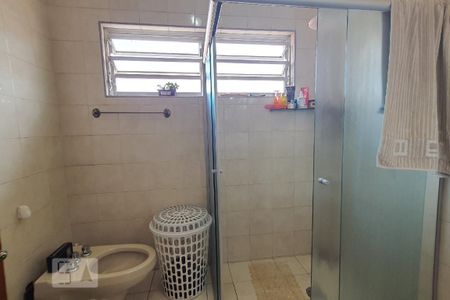 Casa à venda com 191m², 4 quartos e 3 vagasBanheiro da Suíte 1