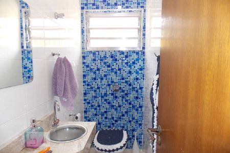 Casa à venda com 191m², 4 quartos e 3 vagasLavabo