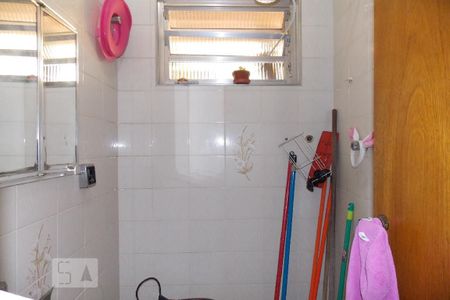 Casa à venda com 191m², 4 quartos e 3 vagasBanheiro de Serviço